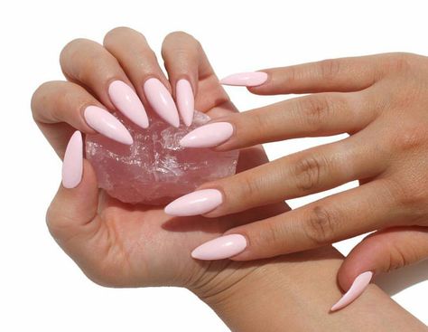 Pale Pink Almond Nails, Pink Pantone, Almond Nails Pink, Pink Stiletto Nails, Soft Pink Nails, Baby Pink Nails, Pointy Nails, Light Pink Nails, Pink Ombre Nails