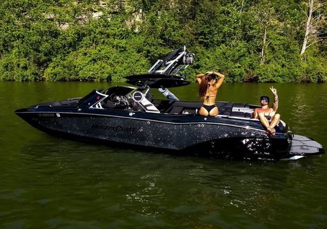 Black Boat, Black Yacht, Supra Boats, Mastercraft Ski Boats, Black Speed Boat, Black Yatch Boat Luxury, Luxury Speed Boats, Bass Cat Boats, Mastercraft Boat