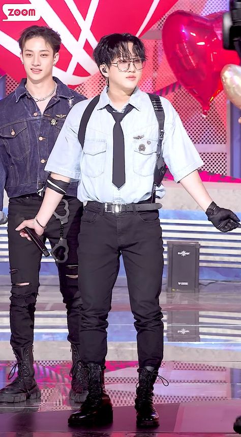 Changbin Standing, Changbin Mv Outfits, Changbin Body, Changbin Full Body Pic, Changbin Fashion, Changbin Outfit, Changbin Full Body Photo, Skz Stage Outfits, Changbin Stage Outfits