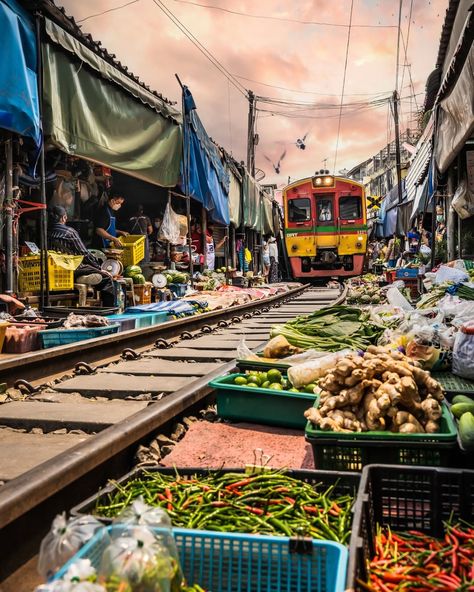 Bryan Goh | Photography (@_bryangraphy) posted on Instagram: “The famous Maeklong railway market... For those who wish to visit this market, 8.30am train will not be operational for now till further…” • Apr 20, 2022 at 12:00pm UTC Thai Market, Hanoi, Bangkok, Thailand, Portfolio, Train, Marketing, Photography, On Instagram