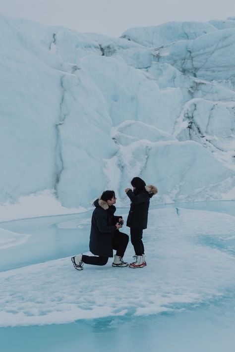 Alaska Proposal, Adventure Proposal, Snow Proposal, Hiking Proposal, Winter Proposal, Alaska Winter, Man Proposing, Alaska Glaciers, Proposal Pictures