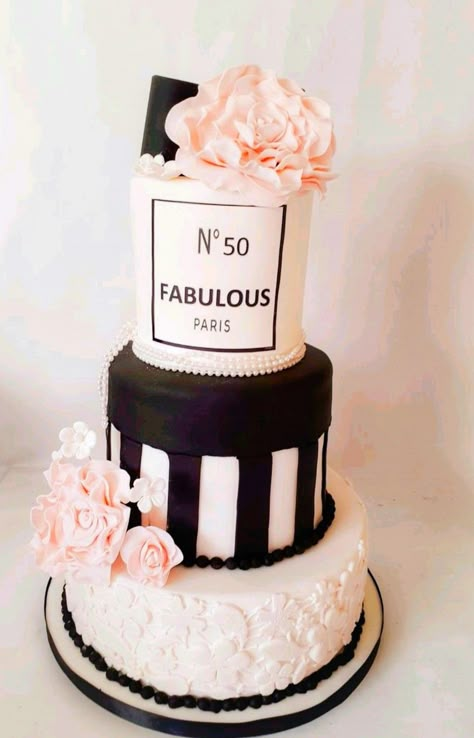 40 Fabulous Birthday Cake, 50th Birthday Decorations For Women Party Ideas, 50 Th Bday Cake For Women, Cakes For Women Birthday Simple, Fabulous At 50 Birthday, Girly 50th Birthday Ideas, 50th Birthday Cakes Women, Classy 50th Birthday Cake For Women, 50th Birthday Colors For Women