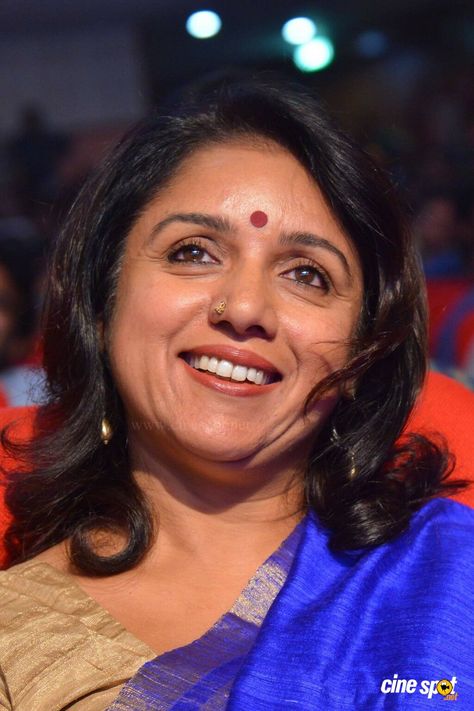 Revathi Revathi Actress, Beautiful Women Over 40, Cute Celebrities, Actresses, Celebrities