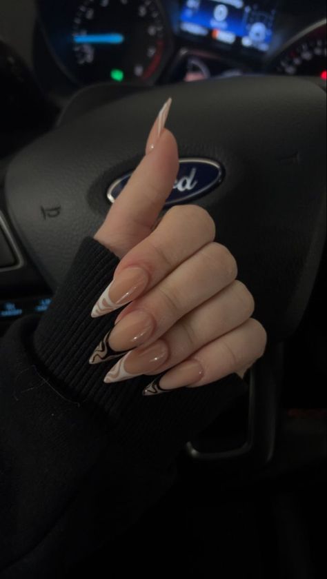 Stilleto Nails Medium Length Black, Black And White Stilleto Nails Design, Acrylic Nails Pointy Almond, Almond Nails Designs Black And White, Black Almond Nails With Rhinestones, Stiletto Nails Black French Tip, Black Nail Sets Almond, Almond Black And White Nails, Milky Black Nails