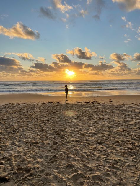 Sunshine Coast, QLD Australia. Summer sunrise. Golden skies 🤩 Sunshine Coast Australia, Golden Coast, Summer Sunrise, Beach Sunrise, Sunrise Beach, Sunshine Coast, Australia, Nature