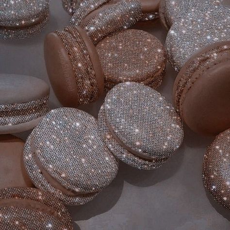 Brown Glitter Aesthetic Wallpaper, Glitter Aesthetic Sparkle Pink, Shiny Aesthetic Wallpaper, Brown Sparkle Aesthetic, Shiny Wallpaper Aesthetic, Rose Gold Aesthetic Vintage, Rose Gold Glitter Aesthetic, Brown Glitter Background, Glitter Macarons