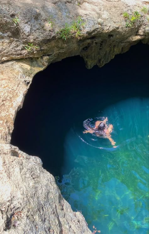 Cenote Picture Ideas, Mexico Summer Aesthetic, Central America Aesthetic, Mexico Beach Aesthetic, Tulum Mexico Aesthetic, Tropical Beach Aesthetic, Cancun Aesthetic, Cancun Mexico Aesthetic, Tulum Aesthetic