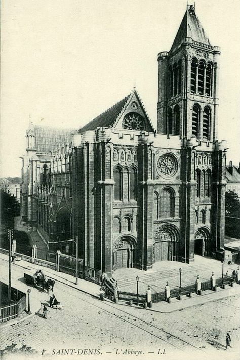 Basilica Of St Denis, Gothic Architecture Drawing, Gothic Period, Gothic Era, French Cathedrals, Gothic Statue, Architecture Drawing Presentation, Giorgio Vasari, Romanesque Architecture