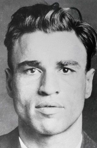 Frederick J. Tenuto (aka 'The Angel') suspected of killing Arnold Schuster on the orders of Albert Anastasia. It was also suspected that a Anastasia had Tenuto killed after the Schuster murder. Anastasia Quotes, Albert Anastasia, Short Love Quotes, Mafia Gangster, Wise Guys, Quotes Humor, Fishing Quotes, Quotes Images, Kind Words