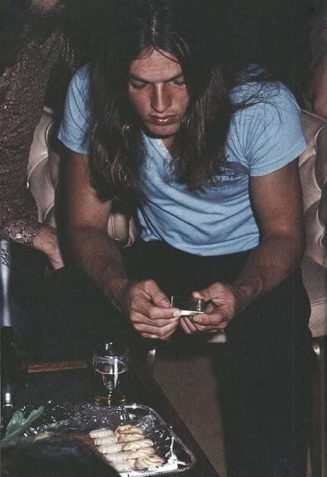 Pink Floyd Relics, Rock N Roll Aesthetic, David Gilmour Pink Floyd, Pink Floyd Art, Richard Williams, Richard Wright, Pink Floyd Wall, Classic Rock And Roll, Roger Waters