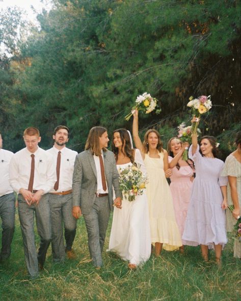 Lds Wedding Bridesmaids, Garden Party Wedding Bridesmaid Dress, Eclectic Bridal Party, Wildflower Wedding Bridesmaids, Gen Z Wedding, Wedding On Film, Spring Wedding Photos, Small Wedding Party, Paper Rings