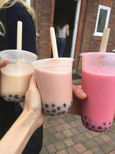 Classic Milk Tea, Boba Smoothie, Bubble Tea Recipe, Bubble Tea Boba, Boba Drink, Bubble Milk Tea, Whey Protein Isolate, Real Ingredients, Flavored Tea