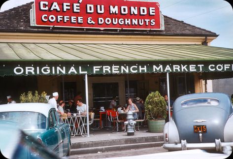 Cafe Du Monde, New Orleans, 1958 New Orleans Cafe Du Monde, New Orleans Cafe, Rotating Restaurant, Cafe Du Monde Coffee, Road Trip Aesthetic, Racial Segregation, 1955 Chevy Bel Air, Roosevelt Hotel, French Market