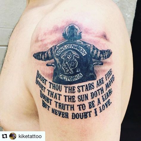 #Repost via @kiketattoo. Appreciate the #SOA tribute. Sons Of Anarchy Tattoo, Anarchy Tattoo, Jax Sons Of Anarchy, Anarchy Quotes, Sons Of Anarchy Samcro, Survival Skills Life Hacks, Raven Tattoo, Jax Teller, Dark Art Tattoo