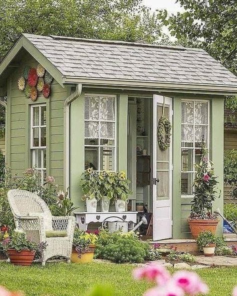 She Shed Colors Exterior, She Shed Colors, Shed Colors Exterior, She Shed Exterior, Shed Colors, Small Rustic House, Sheds Ideas Backyard, Cottage Garden Sheds, Garden Shed Interiors