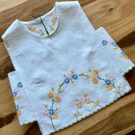 Free Box Top Sewing Pattern, Tablecloth Top, Embroidery Pillowcases, 자수 디자인, Embroidered Linen, Vintage Tablecloths, Diy Sewing Clothes, Refashion Clothes, Sewing Techniques