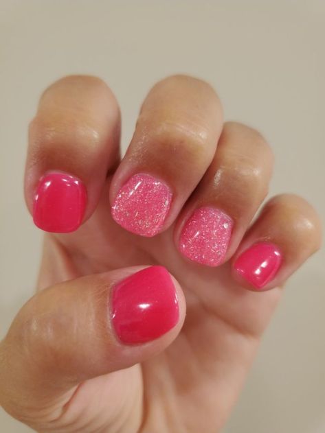 Short Nails Dipped, Short Acrylic Dip Nails, Pretty Pink Dip Nails, Dipped Nails Ideas Powder Short Natural, Pink Nail Dip Ideas, Very Short Dip Nails, Easter Dip Powder Nails, Sns Short Nails, Summer Nails Dip Powder