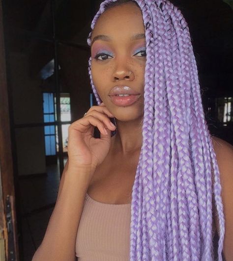 BRAIDS GANG®️ on Instagram: “@ciisameworldwide looks stunning in these lilac braids yaaas😍😩😍” Purple Box Braids, Colored Hairstyles, Trendy We Fryzurach, Colored Box Braids, Purple Braids, Blonde Box Braids, Yarn Braids, Braiding Styles, Short Box Braids