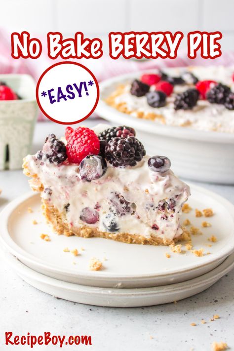 Berry Cool Whip Dessert, No Bake Cool Whip Pie, Berry Cream Pie Recipes, Frozen Berry Pie Recipe, Pie Recipes No Bake, Easy No Bake Pies, Mixed Berry Pie Recipe, Dessert Potluck, Easy Fruit Pie