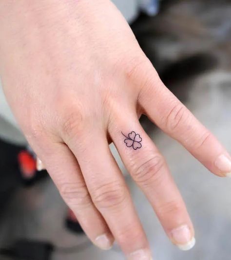 Dragon Hand Tattoo, Inner Finger Tattoo, Middle Finger Tattoos, Simple Hand Tattoos, Small Foot Tattoos, Four Leaf Clover Tattoo, Glass Tattoo, Full Hand Tattoo, Butterfly Hand Tattoo