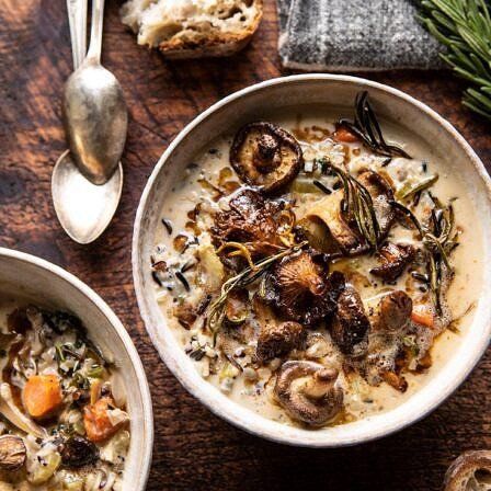 Creamy Wild Rice Chicken Soup with Roasted Mushrooms. - Half Baked Harvest Creamy Wild Rice Chicken Soup, Rice Chicken Soup, Creamy Wild Rice, Chicken Wild Rice Soup, Winter Soup Recipe, Rice Chicken, Autumn Recipes, Wild Rice Soup, Roasted Mushrooms