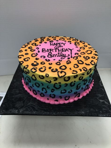 Cheetah Print Cake, Cheetah Birthday Cakes, Buttercream Rainbow, Cheetah Print Cakes, Cheetah Birthday Party, Cheetah Cakes, Rainbow Cheetah Print, Leopard Cake, Cheetah Birthday