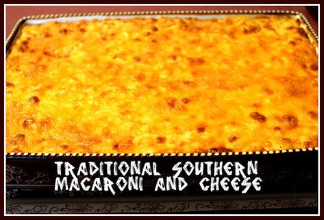 Sweet Tea and Cornbread: Traditional Southern Macaroni and Cheese! Mac And Cheese Recipe Paula Deen, Cornbread Mac And Cheese, Southern Macaroni And Cheese, Classic Southern Recipes, Hot Cheese, Recipes Southern, Mac Cheese Recipes, Comfort Food Southern, Mac And Cheese Recipe