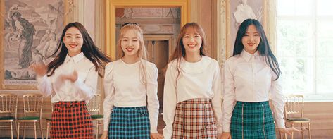 Loona Banner, Chuu Loona, Banner Gif, Block B, New Theme, Books Wattpad, Gif, Wattpad, Books