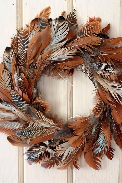 25 Feather Craft Ideas: Fun, Creative Projects for Adults and Kids Crafts To Do With Feathers, Feathers Crafts Ideas, Feather Wreaths Diy, What To Do With Feathers Diy Ideas, What To Make With Feathers, Things To Do With Feathers, Diy Feather Wreath, Feather Wreath Ideas, Feather Wreath Diy How To Make