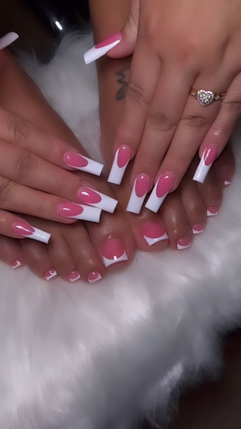 Matte Nails Ombre, Nail Inspiration Short, Nail Set Short, Short Nails White, French Manicure Acrylic Nails, Gel Toe Nails, Acrylic Toe Nails, Colored Acrylic Nails, Girly Acrylic Nails