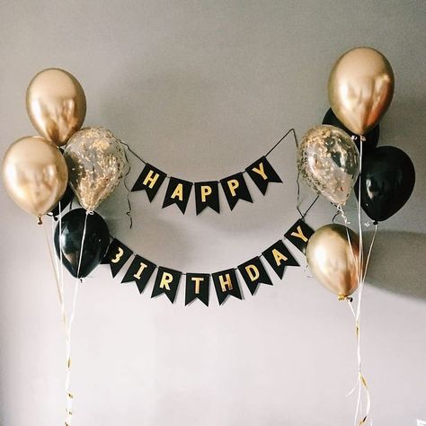 Surprise Birthday Decorations, Birthday Decorations At Home, 18th Birthday Decorations, Birthday Decorations For Men, Happy Birthday Decor, Birthday Room Decorations, Simple Birthday Decorations, 21st Birthday Decorations, Birthday Balloon Decorations