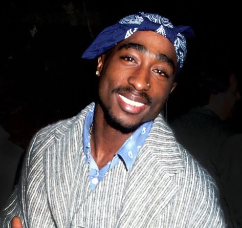 It was not widely known, apparently, that the 1990s-era rap singer Tupac Shakur, known for a “thuggish” image, can read as very “gay.” Many seem to realize for the first time that Tupac Shakur might… Elliot Page, Dev Patel, Tupac Shakur, Be A Man, Tupac, David Beckham, Chris Evans, Elvis Presley, All Time