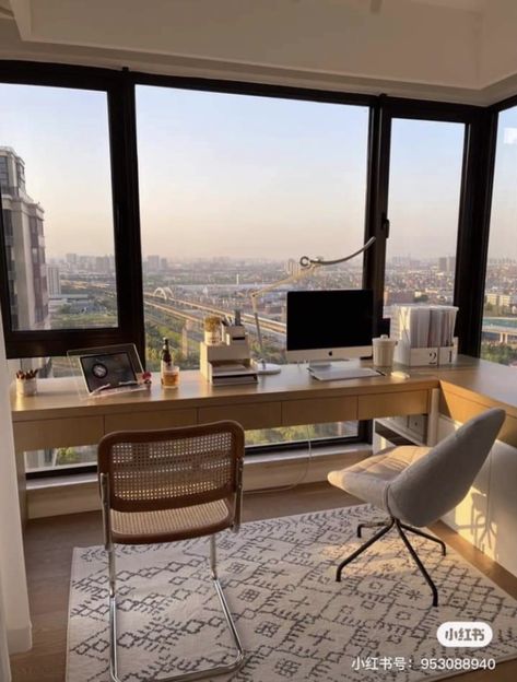 Dtla Apartment Aesthetic, Nyc Apartment Office, Modern Apartment Office, Office Room Aesthetic, Office With View, Nyc Office, Office View, Dream Desk, Office Aesthetic