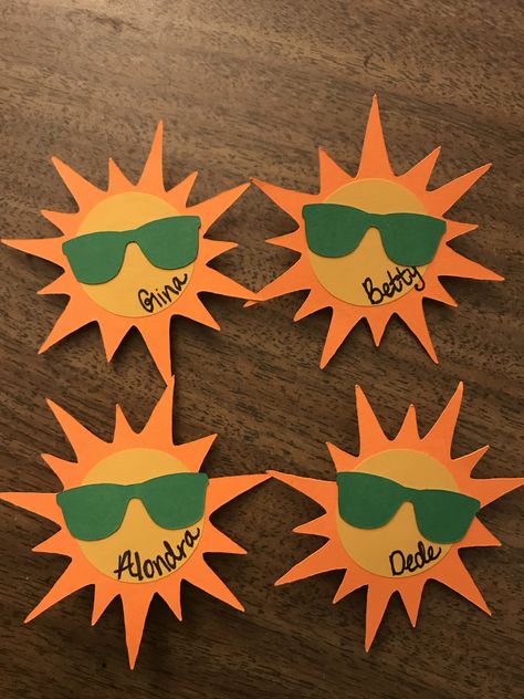 Sunshine Sunglasses Door Tags RA Resident Assistant ResLife Simple Easy Cute Diy Nametag Ideas, Daycare Cubby Ideas Name Tags, Locker Name Tag Ideas, Summer Cubby Tags Preschool, Summer Camp Door Decorations, Door Decorations Dorm Resident Assistant, Summer Door Decs Ra, Door Name Tags Resident Assistant, Dorm Name Tags Resident Assistant