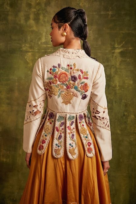 Buy White Chanderi Embroidery V Neck Panelled Top For Women by Chandrima Online at Aza Fashions. Panel Jacket, Cotton Lehenga, Beautiful Red Dresses, Indian Gowns Dresses, African Inspired Fashion, Stylish Party Dresses, Fancy Blouses, Fancy Blouse Designs, Embroidered Neckline