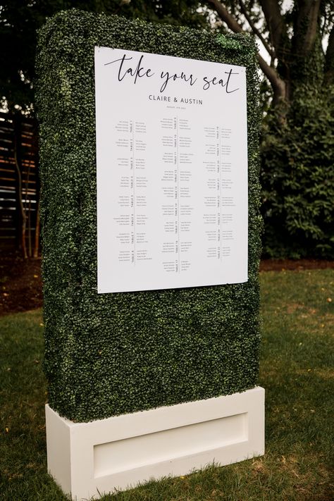 Greenery Wall Seating Chart Wedding, Boxwood Seating Chart, Greenery Wall Seating Chart, Wall Seating Chart, Modern Rustic Wedding Decor, Seating Chart Modern, Boxwood Wall, The Cordelle, Modern Rustic Wedding