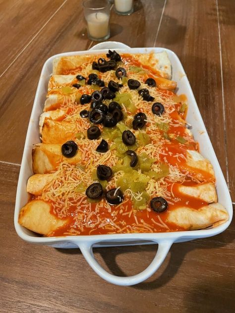 Chicken Enchiladas — Keto Twins Keto Twins, Shredded Chicken Enchiladas, Creamy Chicken And Wild Rice, Chicken And Wild Rice Soup, Enchilada Ingredients, Chicken Keto, Keto Casseroles, Cauli Rice, Keto Tortillas