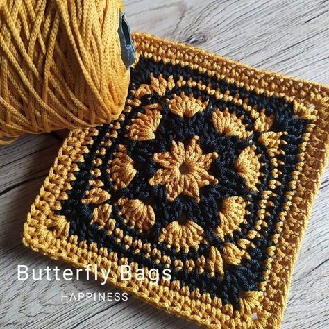 Interesting Granny Square Patterns, Complex Granny Square, Cool Granny Squares Free Pattern, Weasley Blanket, Book Blanket, Granny Square Crochet Patterns Free, Knitting And Crochet Patterns, Crochet Blocks, Crochet Square Patterns