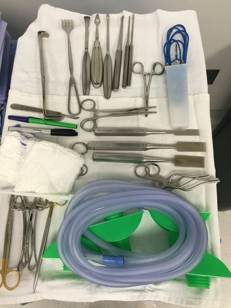 Pectus Evauateus. (Wrong spelling). Thoracic surgery. Mayo setup. Cardiothoracic Surgery Aesthetic, Elliot Ness, Surgery Equipment, Surgery Tech, Thoracic Surgery, Surgery Humor, Cardiothoracic Surgery, Surgical Technician, Grey's Anatomy Doctors