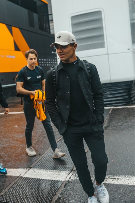 Fitness Fashion Outfits, Oscar Piastri, Ideal Man, Lando Norris, Racing Driver, F1 Drivers, F 1, Formula One, Black Outfit