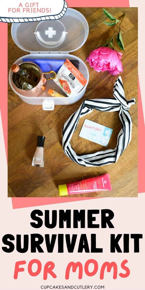 Make this fun gift idea for your mom friends! It's a summer survival kit. With small gift ideas like nail polish, gum, and a cocktail glass, your friends will love these things. Summer Survival Kit, Japanese Dollar Store, Small Gift Ideas, Cute Storage Boxes, Moms Night, School Mom, Mom Friends, Working Mums, Gift Cake