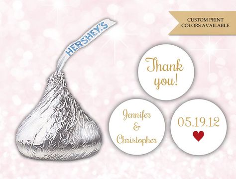 Kisses Wedding Favors, Wedding Hershey Kisses, Hershey Kisses Favors, Personalized Hershey Kisses, Hersey Kisses, Kiss Sticker, Food Wedding Favors, Hershey Kiss Stickers, Chocolate Labels