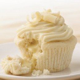 Truffle Cupcakes, Truffle Filling, White Chocolate Cupcakes, White Chocolate Truffles, Pampered Chef Recipes, Chocolate Truffle, Cupcake Ideas, Cake Cupcakes, Chef Recipes