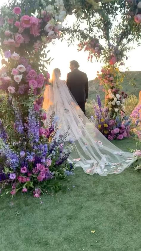 Bright Wedding Theme, Colorful Wedding Decor, Bold Wedding Colors, Wedding Floral Arch, Dream Wedding Ideas Dresses, Future Wedding Plans, Cute Wedding Ideas, Wildflower Wedding, Whimsical Wedding