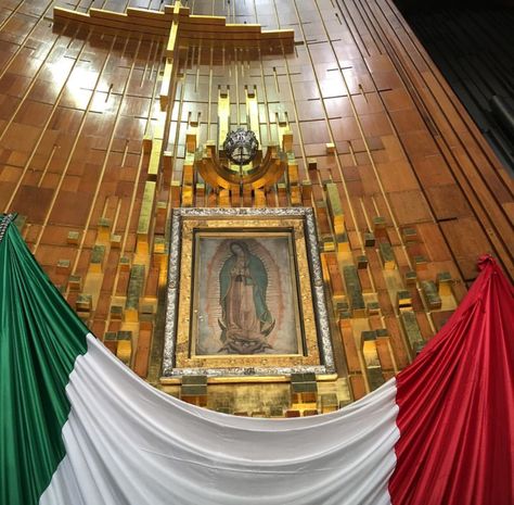 Tomada en la Basílica de Guadalupe, Mexico. Virgin Of Guadalupe, Elegant Tattoos, Travel List, Google Images, Trendy Outfits, Vision Board, The Originals, Quick Saves