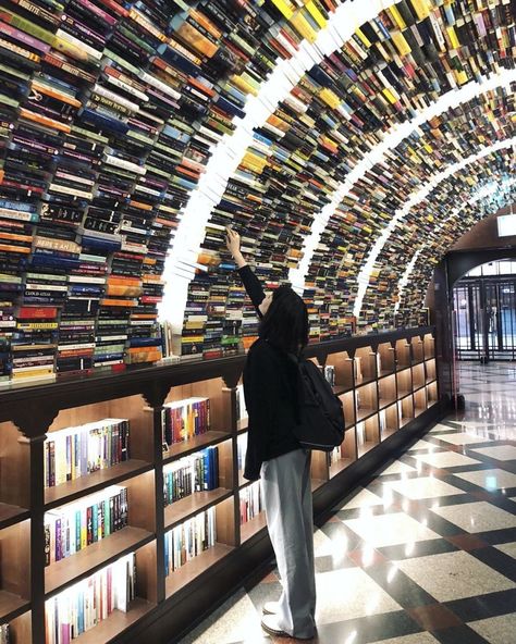 This Bookstore In Seoul Is An Instagrammable Hidden Gem Art Deco Exterior, Bts Now, Small Coffee Shop, Book Annotation, Korea Travel, I Love Reading, Seoul Korea, English Vocabulary Words, Hidden Gem