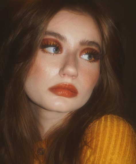 Spirit Makeup, 70s Eye Makeup, 70’s Makeup, 70s Makeup Look, Orange Eye Makeup, 70s Makeup, Redhead Makeup, 80s Makeup, Orange Makeup