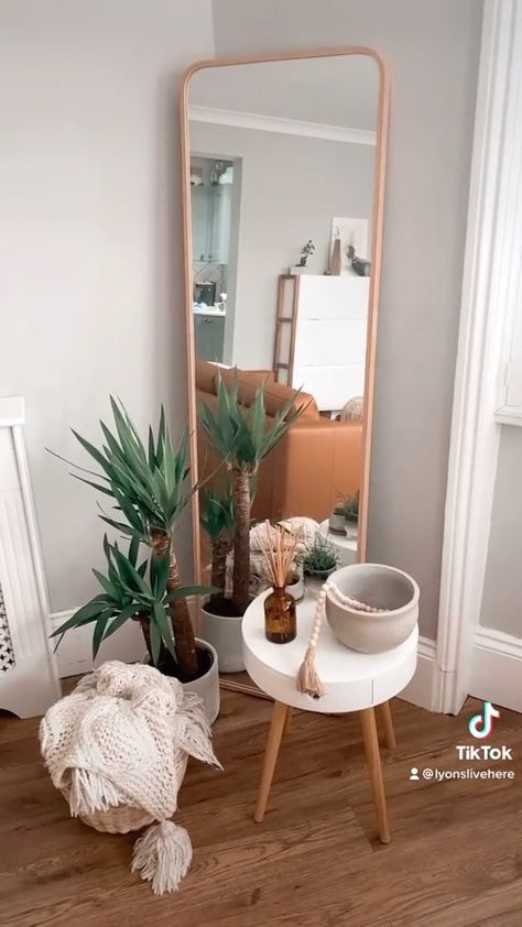 lyonslivehere on Instagram: How I styled my mirror corner in 30 seconds. First REEL on the gram so be kind 🙏🏽🍃🌾 What touches would you add to your own mirror corner? Aesthetic Mirror Corner, My Mirror, Aesthetic Living Room, Kali Uchis, Small Mirrors, Home Office Design, 30 Seconds, Be Kind, Office Design