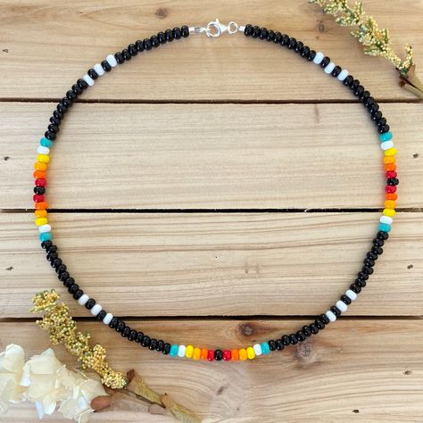 The Tropics beaded choker adds a fun splash of bright, vibrant colors to your outfit. These beautiful bold colors are just what you are looking for. All chokers are customizable to the size you need so please be sure to measure your neck where you want your choker to sit and order accordingly! This high quality beaded choker is beautiful worn on its own or layered. It is secured with a sterling silver lobster claw and made with glass beads that can stand the test of time, making it perfect for e Western Necklaces Beaded, Seed Bead Choker, Country Jewelry, Necklace Trendy, Beaded Jewelry Necklaces, Beaded Necklace Designs, Beaded Jewlery, Bead Choker, Beaded Necklace Diy