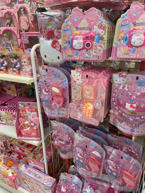 Toy Store Aesthetic, Kawaii Board, Hello Kitty Store, Sanrio Items, Sanrio Aesthetic, Kitty Toys, Sanrio Store, Cute Store, Cute Stationary School Supplies